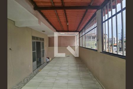 Varanda de casa para alugar com 3 quartos, 100m² em Vale das Pedrinhas, Salvador