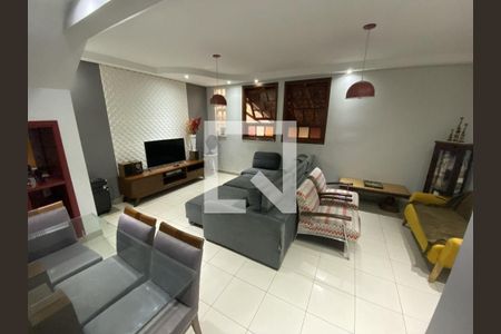 Casa à venda com 4 quartos, 304m² em Anhangabaú, Jundiaí