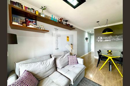 Sala de apartamento à venda com 2 quartos, 50m² em Jardim Santa Mena, Guarulhos