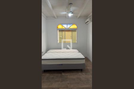 Casa para alugar com 5 quartos, 266m² em Lagoa da Conceição, Florianópolis