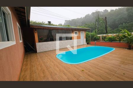 Casa à venda com 2 quartos, 300m² em Roseira, Jundiaí