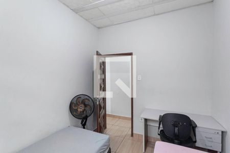 Quarto 1 de casa para alugar com 2 quartos, 85m² em Glória, Belo Horizonte