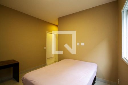 Suíte de casa de condomínio para alugar com 3 quartos, 160m² em Jardim Colibri, Cotia