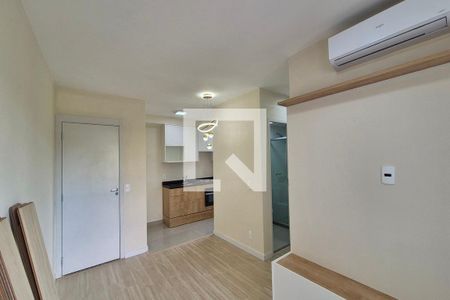Sala de apartamento para alugar com 2 quartos, 57m² em Conceicao, Campinas