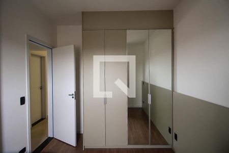Quarto 1 de apartamento para alugar com 2 quartos, 45m² em Vila Fernandes, São Paulo