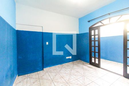 Quarto de casa para alugar com 1 quarto, 40m² em Conjunto Residencial José Bonifácio, São Paulo