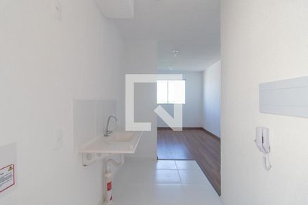 Cozinha e Área de Serviço de apartamento para alugar com 2 quartos, 40m² em Ipanema, Porto Alegre
