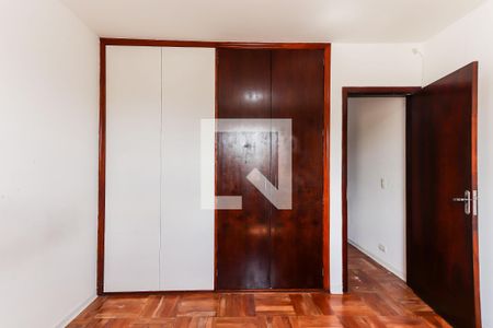 Quarto 1 de casa para alugar com 4 quartos, 124m² em Jardim Ester, São Paulo