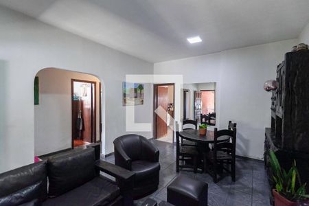 Sala de casa para alugar com 3 quartos, 110m² em Jardim Alvorada, Contagem