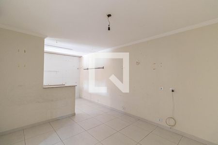 Sala e Cozinha de casa para alugar com 1 quarto, 55m² em Jardim dos Ipes, São Paulo