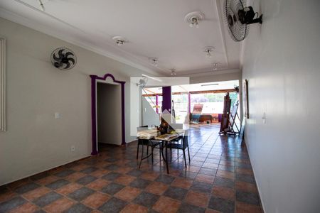 Sala de casa para alugar com 4 quartos, 320m² em Jardim Pagliato, Sorocaba