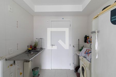 Sala/Cozinha/Área de Serviço de apartamento para alugar com 1 quarto, 24m² em Vila Ré, São Paulo