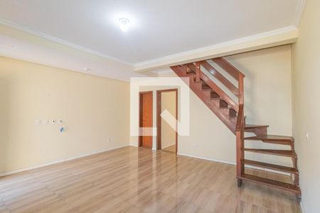 Sala de casa de condomínio para alugar com 2 quartos, 100m² em Rio Branco, Canoas