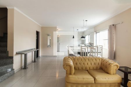 Sala de casa à venda com 3 quartos, 205m² em Vila Beatriz, São Paulo