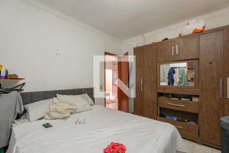 Suíte de casa para alugar com 2 quartos, 100m² em Nucleo Residencial Isabela, Taboão da Serra