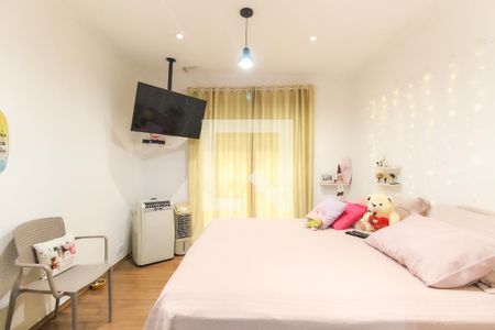 Quarto 1 de casa de condomínio à venda com 2 quartos, 125m² em Vila Carmosina, São Paulo