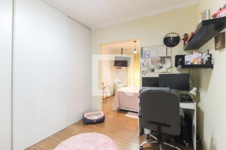 Quarto 1 de casa de condomínio à venda com 2 quartos, 125m² em Vila Carmosina, São Paulo