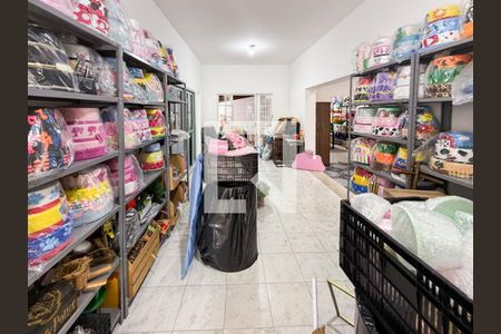 Casa à venda com 3 quartos, 200m² em Santa Helena, Belo Horizonte