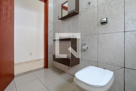 Banheiro de casa para alugar com 3 quartos, 480m² em Vila Nova Cintra, Mogi das Cruzes