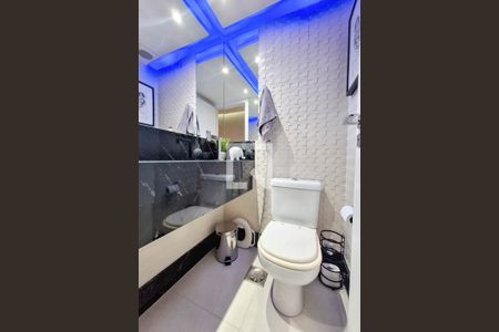 Lavabo de apartamento para alugar com 4 quartos, 151m² em Camboinhas, Niterói