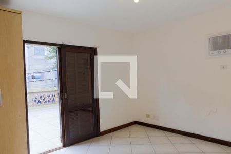 Quarto 1 de casa para alugar com 4 quartos, 140m² em Jardim Trussardi, São Paulo