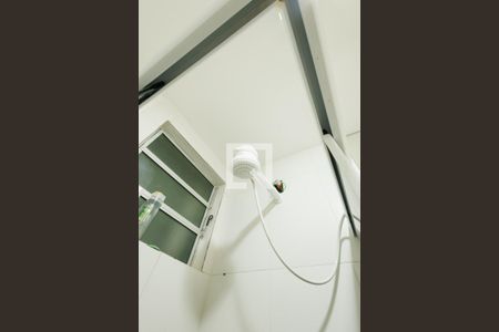 Banheiro Corredor de apartamento para alugar com 2 quartos, 64m² em Jardim Santa Clara, Taubaté