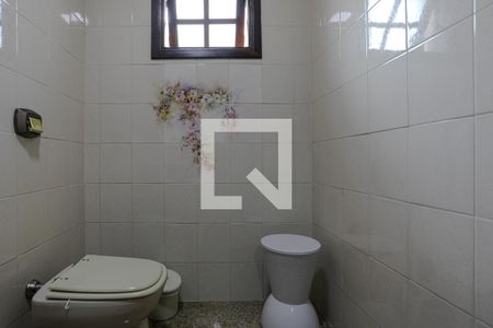 Lavabo de casa para alugar com 5 quartos, 500m² em Vila Oliveira, Mogi das Cruzes