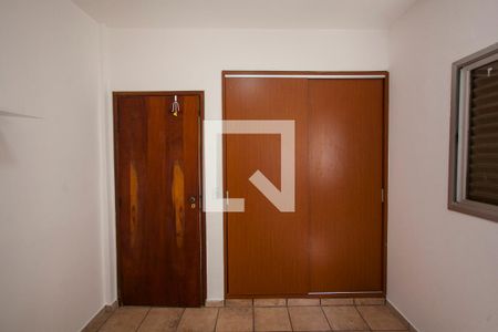 Quarto 1 de apartamento para alugar com 3 quartos, 100m² em Tabajaras, Uberlândia