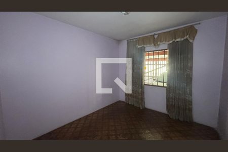 Sala de casa para alugar com 3 quartos, 123m² em Baeta Neves, Santo André