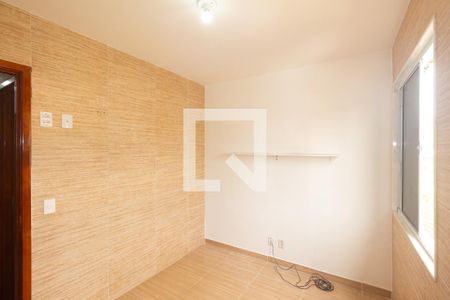 Quarto 1 de casa de condomínio para alugar com 2 quartos, 60m² em Campo Grande, Rio de Janeiro