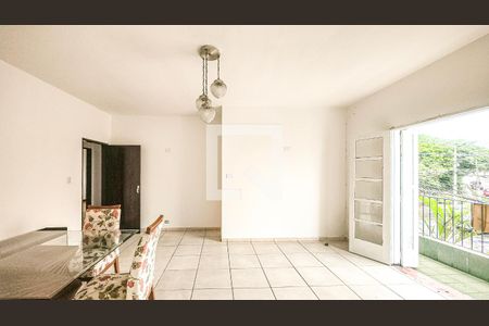 Sala de casa para alugar com 3 quartos, 160m² em Jardim dos Lagos, São Paulo