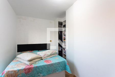 Quarto de apartamento à venda com 1 quarto, 65m² em Vila Carmosina, São Paulo