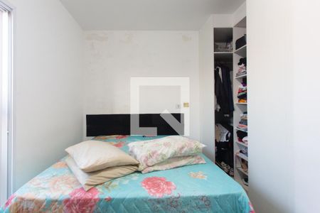 Quarto de apartamento à venda com 1 quarto, 65m² em Vila Carmosina, São Paulo