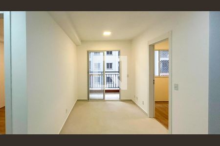 Sala de apartamento para alugar com 2 quartos, 37m² em Vila Isa, São Paulo