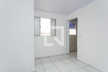 Quarto de casa para alugar com 1 quarto, 50m² em Jardim Gianetti, São Paulo
