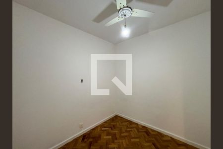 Quarto 1 de apartamento para alugar com 3 quartos, 110m² em Leme, Rio de Janeiro