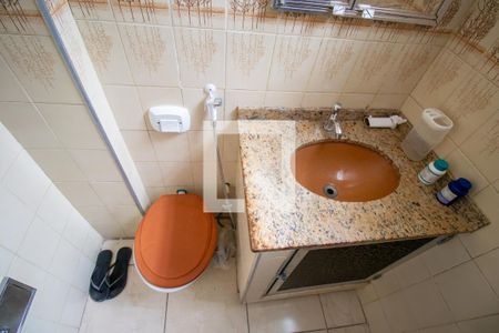 Banheiro de casa para alugar com 1 quarto, 50m² em Irajá, Rio de Janeiro