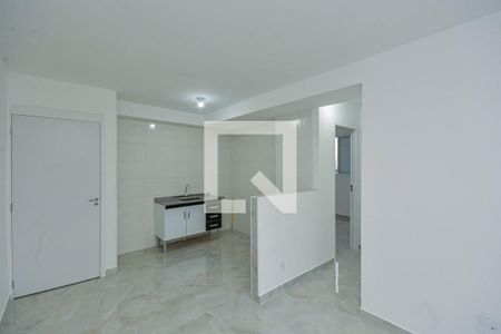 Sala/Cozinha de apartamento para alugar com 2 quartos, 38m² em Vila Marari, São Paulo