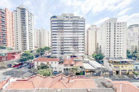 Vista da Sala de apartamento para alugar com 3 quartos, 86m² em Pompeia, São Paulo