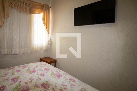 Quarto 1 de apartamento para alugar com 3 quartos, 76m² em Vila Pirajussara, São Paulo