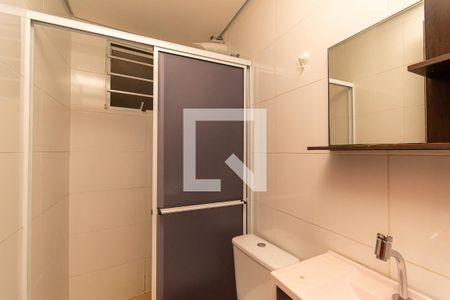 Banheiro de casa para alugar com 1 quarto, 39m² em Chácara Mafalda, São Paulo