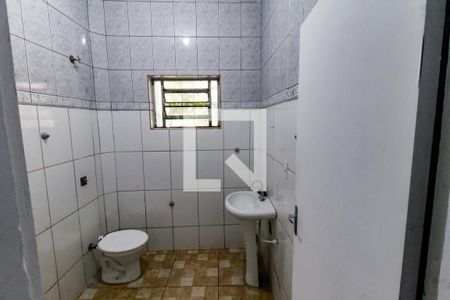 Banheiro 1 de casa para alugar com 4 quartos, 250m² em Vila Ernesto, São Paulo