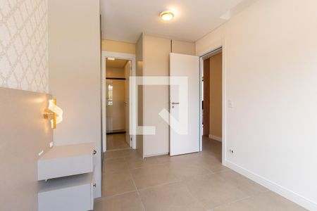 Quarto 2 - Suíte de apartamento para alugar com 2 quartos, 56m² em Bacacheri, Curitiba