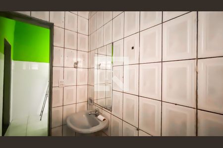 Banheiro de casa para alugar com 1 quarto, 40m² em Parque Artur Alvim, São Paulo