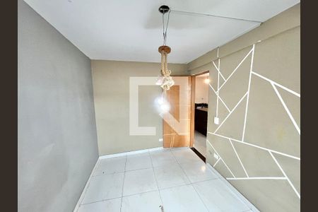 Quarto 1 de casa de condomínio para alugar com 2 quartos, 120m² em Vila Continental, São Paulo