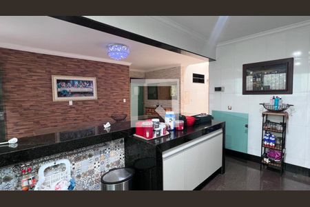 Casa para alugar com 5 quartos, 360m² em Colégio Batista, Belo Horizonte