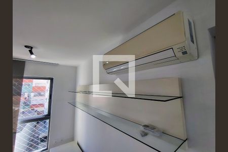Sala de apartamento para alugar com 2 quartos, 71m² em Centro, Florianópolis