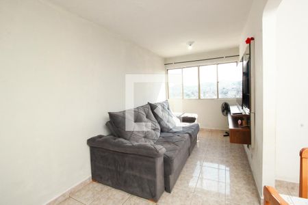 Sala de apartamento à venda com 3 quartos, 75m² em Jardim Santo André, Santo André