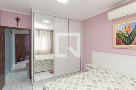 Quarto 1 de casa à venda com 3 quartos, 100m² em Jardim Brasil, São Paulo