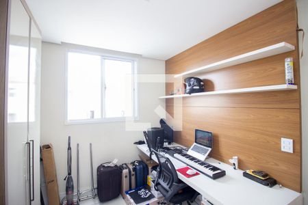 Quarto 2 de apartamento à venda com 2 quartos, 45m² em Chácara Cotia, Contagem